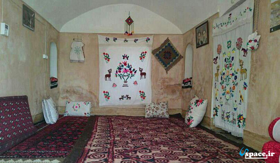 اقامتگاه بوم گردی کلوت کویر شاهرود -روستای رضا آبادنمای اتاق
